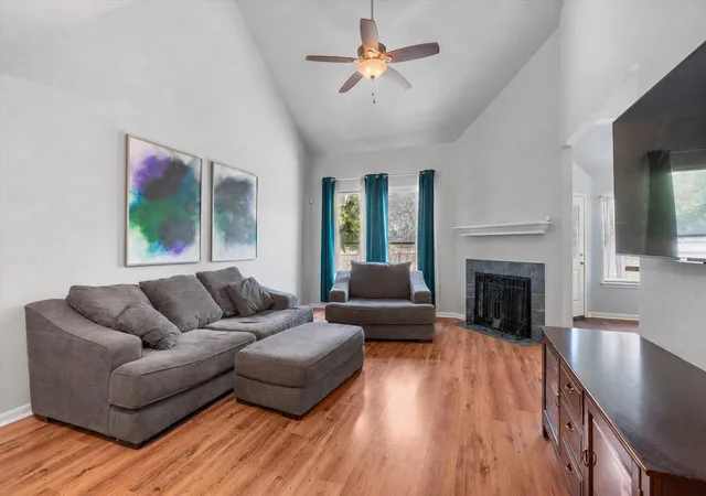 Photo 2 of Single family home for sale at 112 Dogwood Dr, Georgetown, TX 78626 | MLS# 5170405 | Listing updated on 2026-09-05