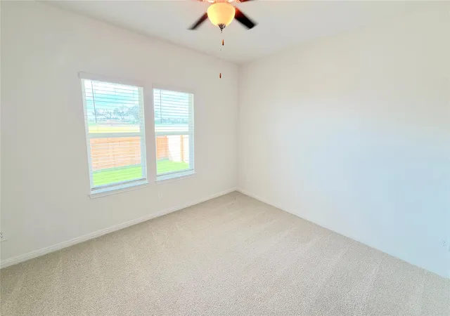 Photo 3 of Single family home for sale at 112 Woodbrook Dr, Georgetown, TX | MLS# 8333608 | Listing updated on 2026-10-15
