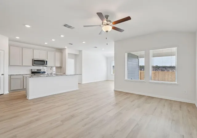 Photo 3 of Single family home for sale at 434 Boondoggle Rdg, Cedar Creek, TX 78612 | MLS# 7238353 | Listing updated on 2026-09-17