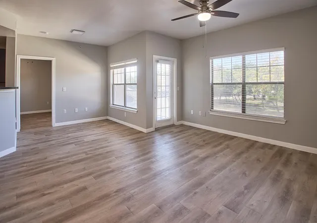 Condo for sale at 2320 Gracy Farms Ln #821, Austin, TX 78758 | MLS# 7114628