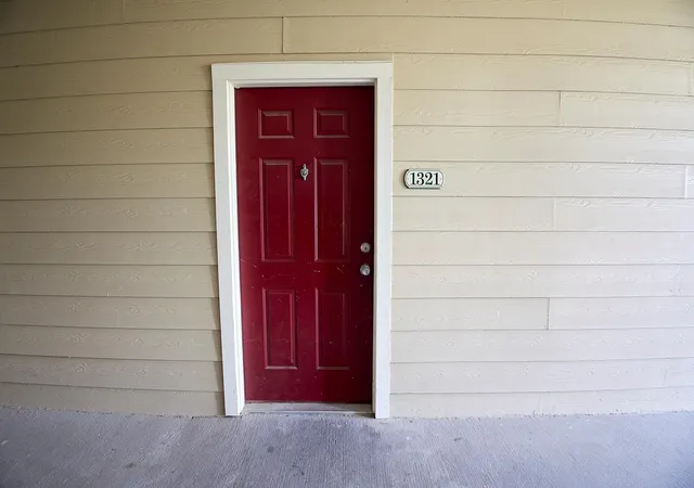 Photo 2 of Condo for sale at 2320 Gracy Farms Ln #821, Austin, TX 78758 | MLS# 7114628 | Listing updated on 2026-10-25