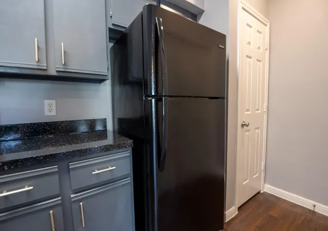 Photo 4 of Condo for sale at 2320 Gracy Farms Ln #821, Austin, TX 78758 | MLS# 7114628 | Listing updated on 2026-09-07