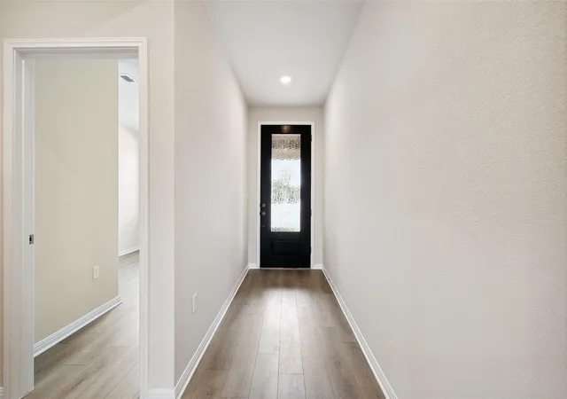 Photo 3 of Single family home for sale at 127 Arlington Park Loop, Hutto, TX 78634 | MLS# 4879974 | Listing updated on 2026-09-23