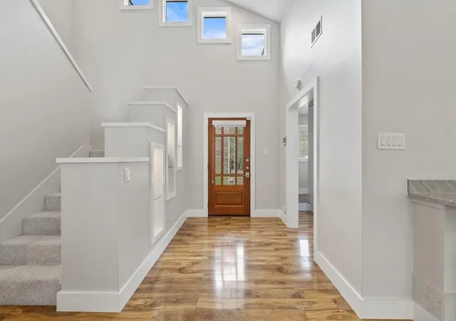 Photo 3 of Single family home for sale at 6101 Gun Bow Ct, Austin, TX 78746 | MLS# 5541504 | Listing updated on 2026-10-08