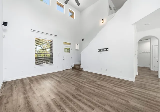 Photo 2 of Condo for sale at 6708 Manchaca Rd #4, Austin, TX 78745 | MLS# 4582567 | Listing updated on 2026-09-01