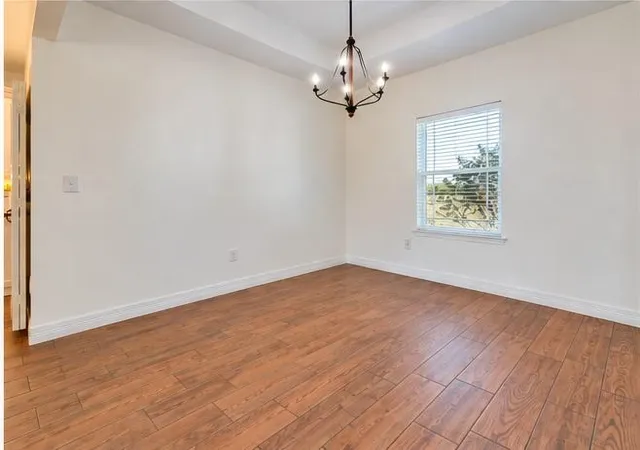 Photo 4 of Single family home for sale at 109 Deep Lake Cir, Liberty Hill, TX 78642 | MLS# 8869955 | Listing updated on 2026-09-27