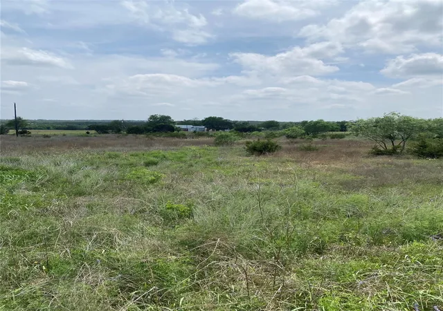 Photo 2 of Land for sale at 305 County Rd Rds, Lampasas, TX 76550 | MLS# 1336268 | Listing updated on 2026-08-31