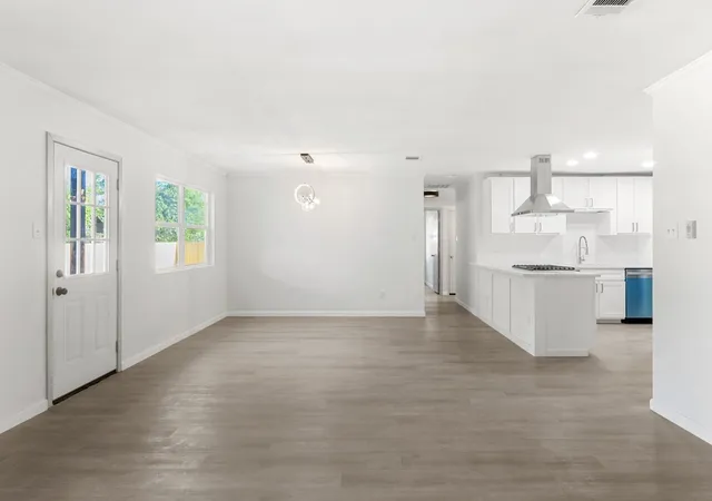 Photo 3 of Single family home for sale at 7707 Whitsun Dr, Austin, TX 78749 | MLS# 4545370 | Listing updated on 2026-09-23