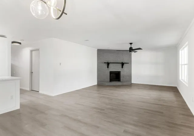 Photo 4 of Single family home for sale at 7707 Whitsun Dr, Austin, TX 78749 | MLS# 4545370 | Listing updated on 2026-09-23