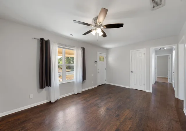 Photo 3 of Single family home for sale at 11604 N Oaks Dr, Austin, TX 78753 | MLS# 3886316 | Listing updated on 2026-10-03