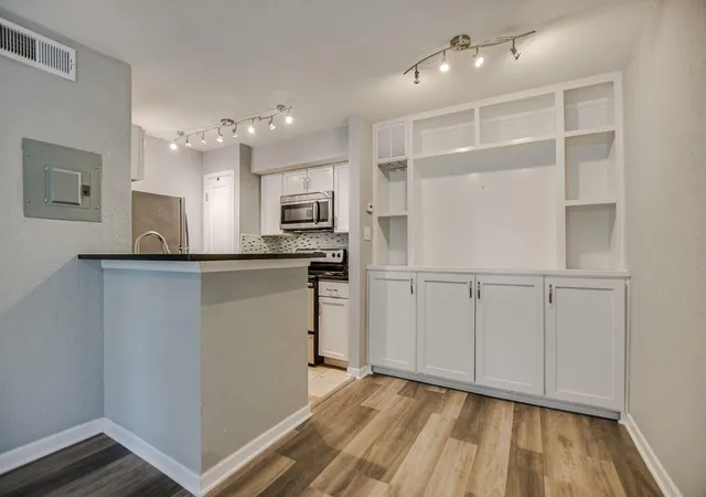 Photo 2 of Condo for sale at 3204 Menchaca Rd #313, Austin, TX 78704 | MLS# 1959748 | Listing updated on 2026-09-05