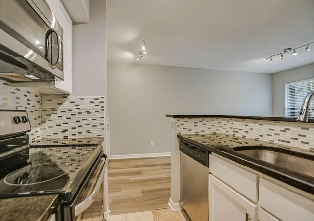 Photo 4 of Condo for sale at 3204 Menchaca Rd #313, Austin, TX 78704 | MLS# 1959748 | Listing updated on 2026-09-05