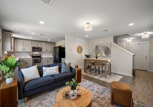 Photo 3 of Single family home for sale at 201 Trellis Blvd, Leander, TX 78641 | MLS# 8599368 | Listing updated on 2026-09-16