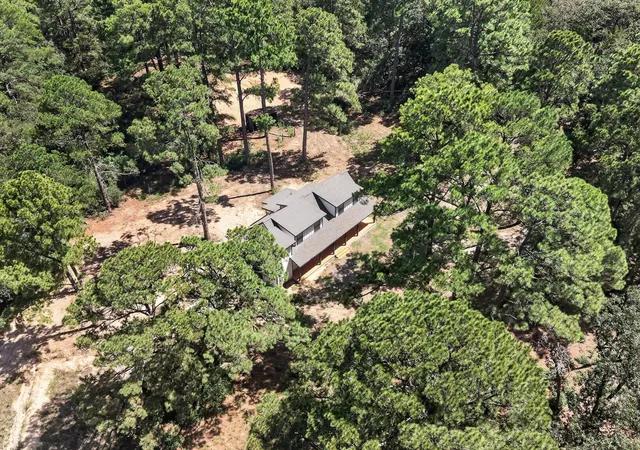 Photo 4 of Single family home for sale at 158 Fealy Rd, Red Rock, TX 78662 | MLS# 6033260 | Listing updated on 2026-09-22