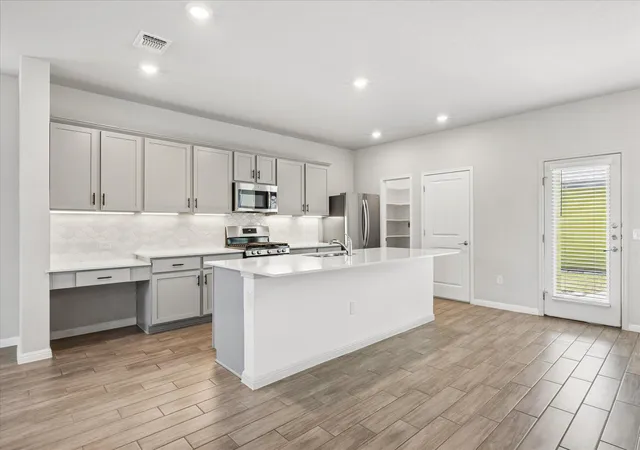 Listing Photo 3 - Condo for sale in building located at 8800 Whitter Dr, Austin, TX 78747 - Unit #58