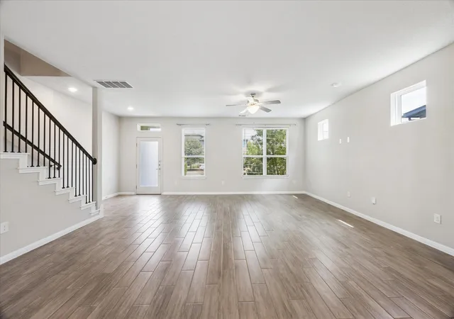 Listing Photo 5 - Condo for sale in building located at 8800 Whitter Dr, Austin, TX 78747 - Unit #58