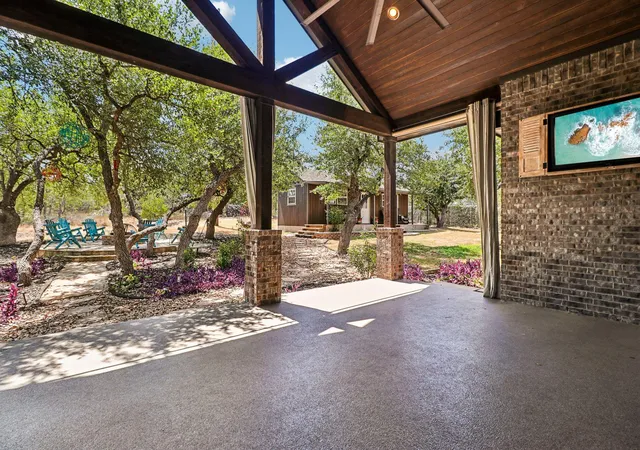 Photo 2 of Single family home for sale at 238 Jenn Cv, Dripping Springs, TX 78620 | MLS# 7883523 | Listing updated on 2026-09-14