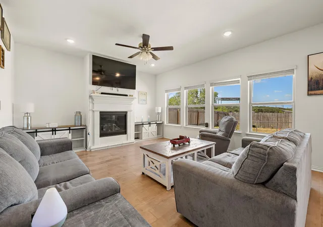 Photo 2 of Single family home for sale at 100 Windgate Dr, Hutto, TX 78634 | MLS# 4767658 | Listing updated on 2026-09-12