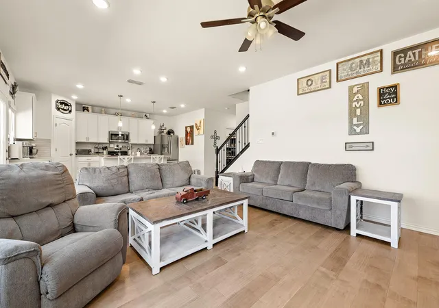 Photo 4 of Single family home for sale at 100 Windgate Dr, Hutto, TX 78634 | MLS# 4767658 | Listing updated on 2026-09-12