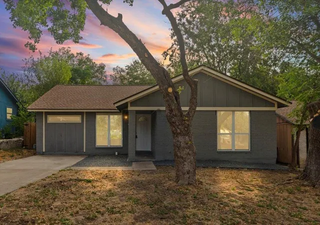 Single family home for sale at 5307 Village Trl, Austin, TX 78744 | MLS# 5514662