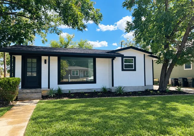 Photo 1 of Single family home for sale at 606 Barbara Dr, San Marcos, TX 78666 | MLS# 6743374 | Listing updated on 2026-10-01