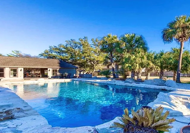 Photo 1 of Single family home for sale at 311 Oleander Dr, Marble Falls, TX 78654 | MLS# 5525989 | Listing updated on 2026-10-09