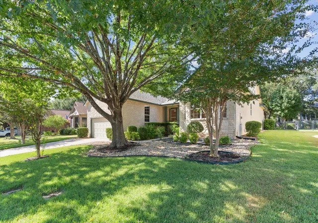 Photo 3 of Sale Pending at 120 Mountain Laurel Way, Georgetown, TX 78633 | MLS# 7191081 | Listing updated on 2026-09-19
