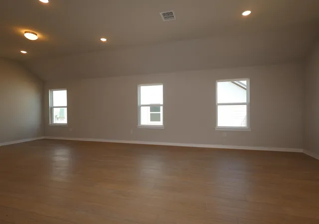 Photo 3 of Single family home for sale at 4713 Lava Is Dr, Austin, TX 78747 | MLS# 4243139 | Listing updated on 2026-10-06