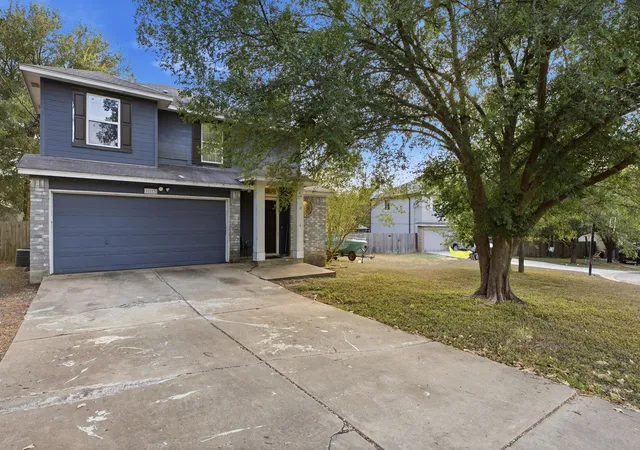 Photo 1 of Single family home for sale at 113 Songbird Ct, Cedar Creek, TX 78612 | MLS# 6427399 | Listing updated on 2026-09-21