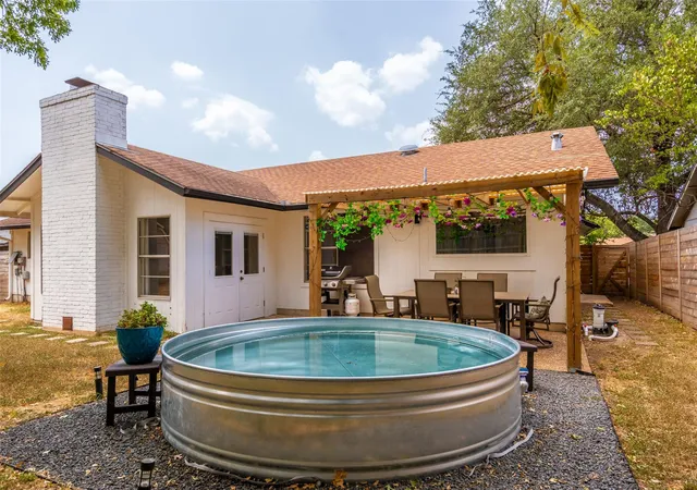 Single family home for sale at 10201 Parkfield Dr, Austin, TX 78758 | MLS# 8145459