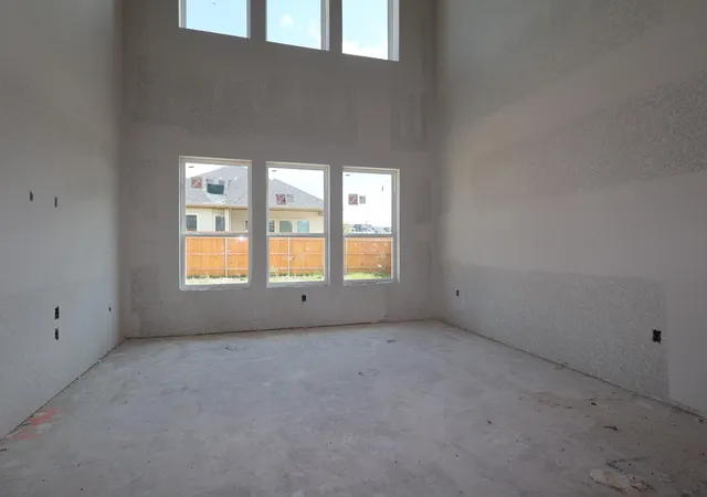 Photo 3 of Single family home for sale at 13217 Keefer Dr, Manchaca, TX 78652 | MLS# 9006482 | Listing updated on 2026-10-22