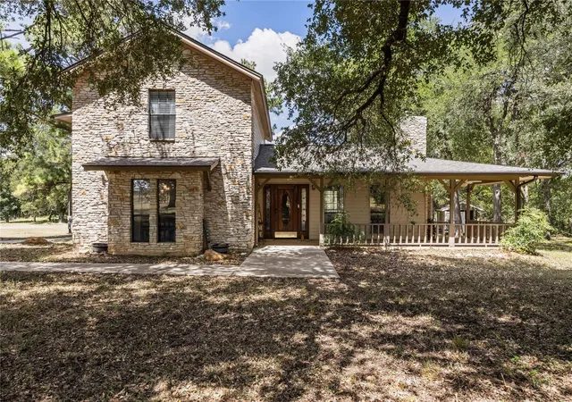 Photo 2 of Single family home for sale at 446 Roemer Rd, Elgin, TX 78621 | MLS# 8774102 | Listing updated on 2026-10-08