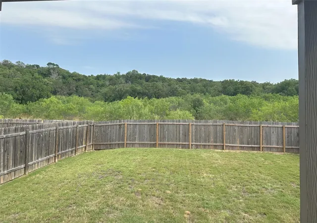 Photo 2 of Single family home for sale at 804 Goldilocks Ln, Manchaca, TX 78652 | MLS# 1402992 | Listing updated on 2026-10-06