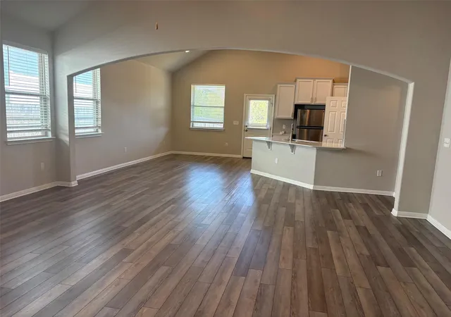 Photo 3 of Single family home for sale at 185 Munk Ln, Leander, TX 78641 | MLS# 2189973 | Listing updated on 2026-10-08