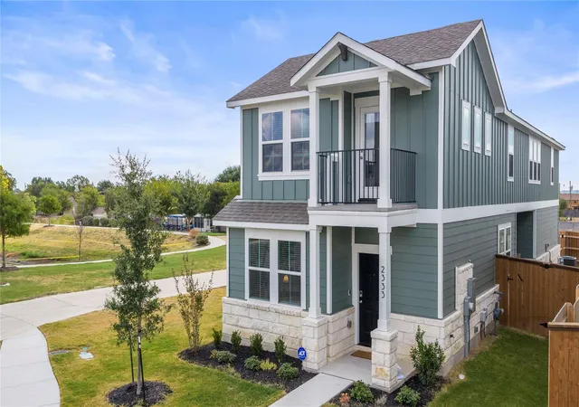 Photo 2 of Single family home for sale at 2333 Oscar Eli Pl, Round Rock, TX 78665 | MLS# 3378513 | Listing updated on 2026-10-07