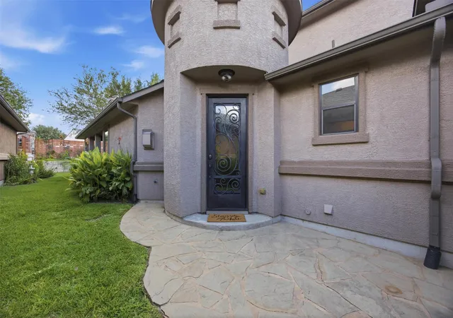 Photo 2 of Condo for sale at 4332 Teravista Clb Dr #9, Round Rock, TX 78665 | MLS# 4585901 | Listing updated on 2026-09-30