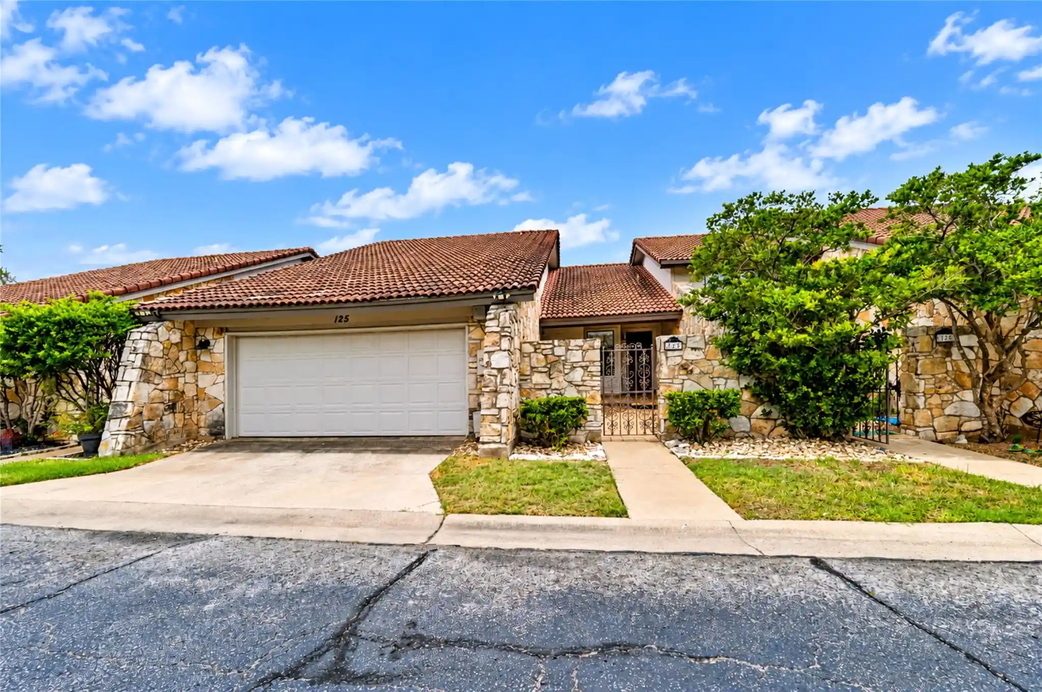 Listing Photo 1 - Condo for sale in 2217 Onion Creek Pkwy located at 2217 Onion Creek Pkwy, Austin, TX 78747 - Unit #125