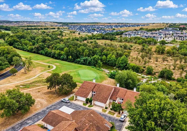 Photo 2 of Condo for sale at 2217 Onion Crk Pkwy #125, Austin, TX 78747 | MLS# 3750977 | Listing updated on 2026-10-08