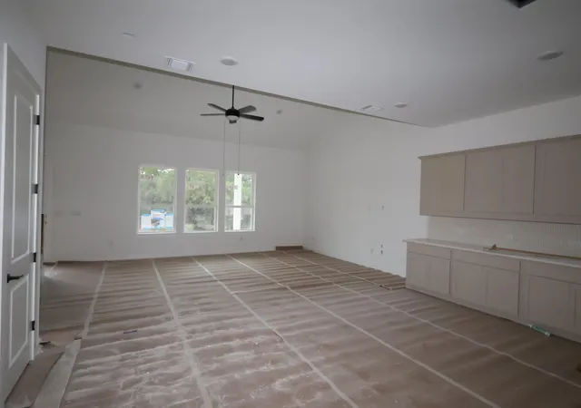 Photo 4 of Single family home for sale at 4017 Waxahachie Rd, Leander, TX 78641 | MLS# 9662449 | Listing updated on 2026-10-06
