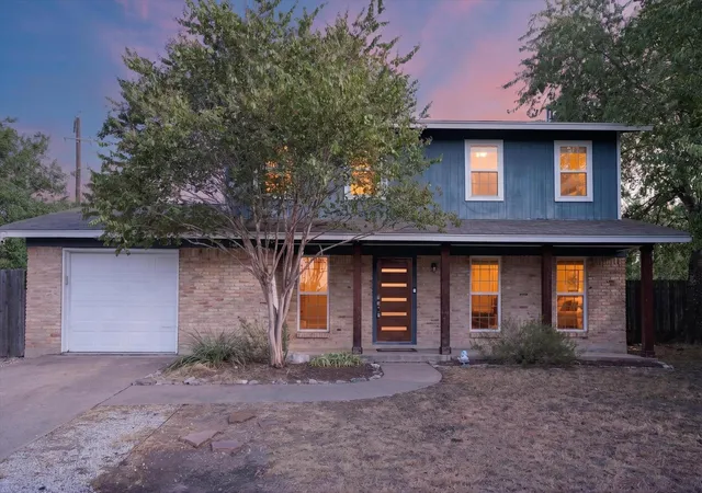 Single family home for sale at 8608 Delaware Ct, Austin, TX 78758 | MLS# 4110343