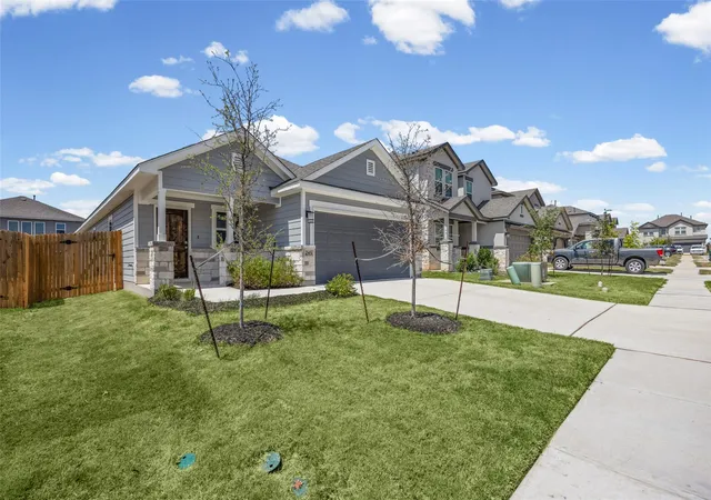 Photo 2 of Single family home for sale at 245 Ironshoe Trl, Liberty Hill, TX 78642 | MLS# 5679485 | Listing updated on 2026-10-03