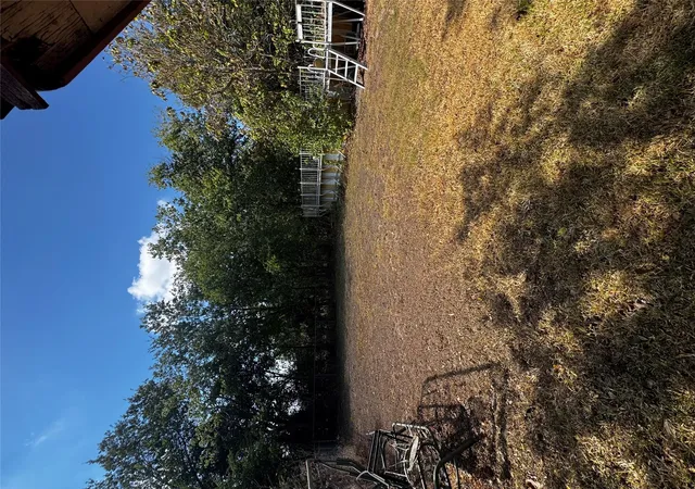 Photo 3 of Single family home for sale at 500 Hosack St, Taylor, TX 76574 | MLS# 9462950 | Listing updated on 2026-10-21