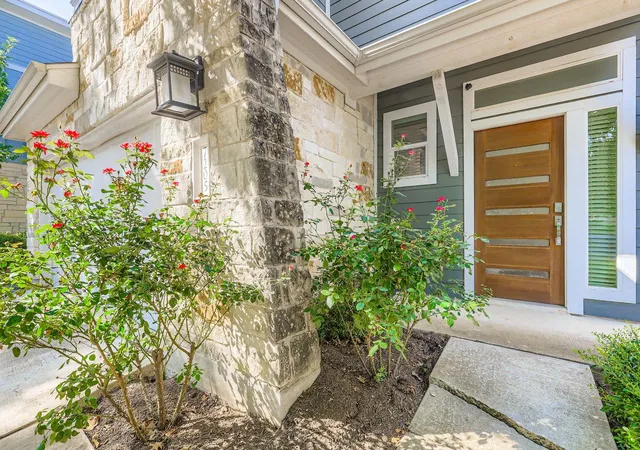 Photo 2 of Single family home for sale at 7205 Lysander Ct, Austin, TX 78741 | MLS# 9866969 | Listing updated on 2026-09-05