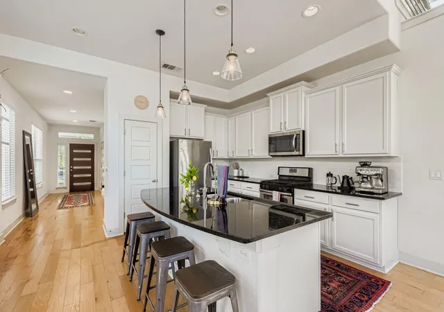 Photo 4 of Condo for sale at 7205 Lysander Ct, Austin, TX 78741 | MLS# 9866969 | Listing updated on 2026-10-21