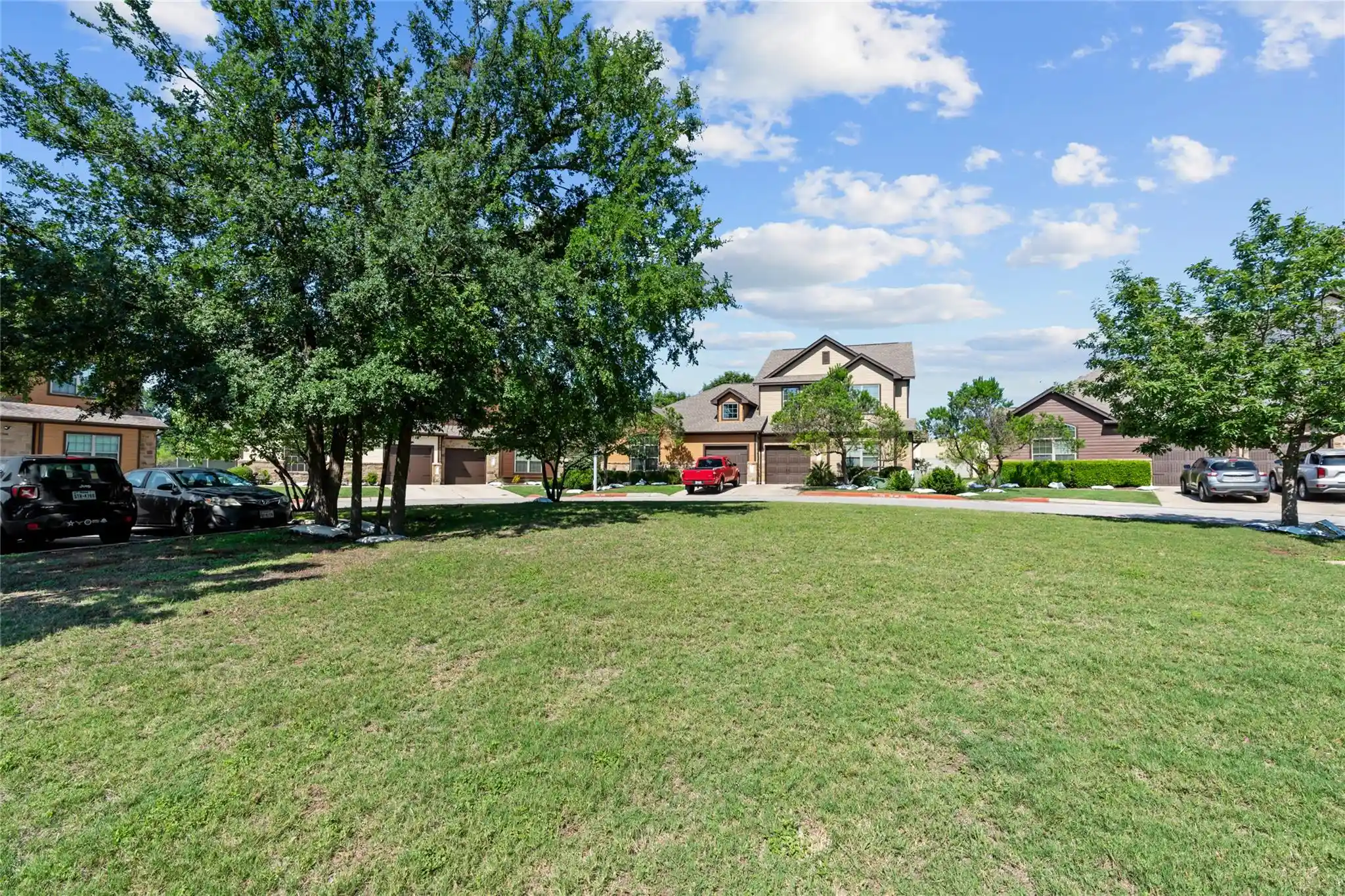 Listing Photo 31 - Condo for sale in 11409 Lost Maples Trl located at 11409 Lost Maples Trl, Austin, TX 78748 - Unit #11409