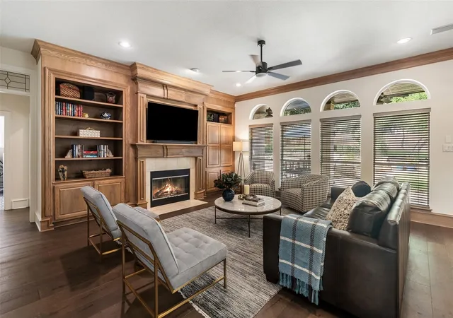Photo 2 of Single family home for sale at 3400 Vanshire Dr, Bee Cave, TX 78738 | MLS# 4990140 | Listing updated on 2026-10-30