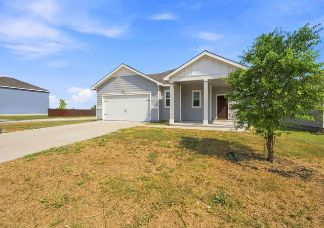 Photo 3 of Single family home for sale at 275 Shiro Dr, Kyle, TX 78640 | MLS# 9017784 | Listing updated on 2026-09-05
