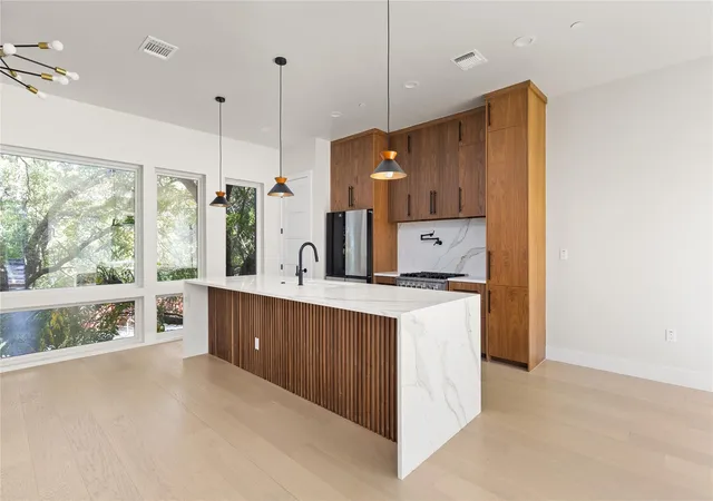 Photo 3 of Single family home for sale at 100 W Odell St #2, Austin, TX 78752 | MLS# 7575799 | Listing updated on 2026-10-09