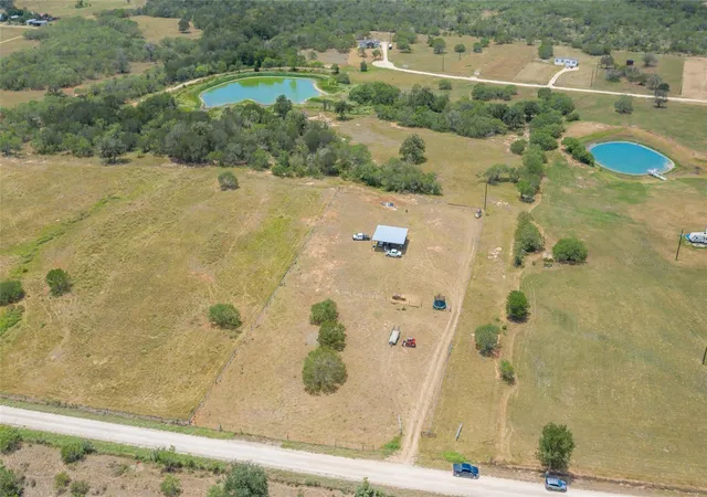 Photo 4 of Land for sale at 736 Cr 421 Rd, Waelder, TX 78959 | MLS# 3889139 | Listing updated on 2026-09-21