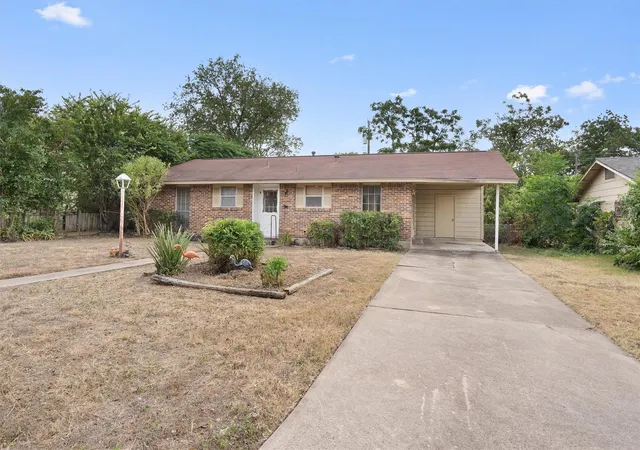 Photo 1 of Single family home for sale at 201 Cinderella Dr, Austin, TX 78752 | MLS# 8050084 | Listing updated on 2026-09-08